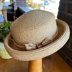 Liz Claiborne straw bowler hat with raffia band and small tortoise buckle
